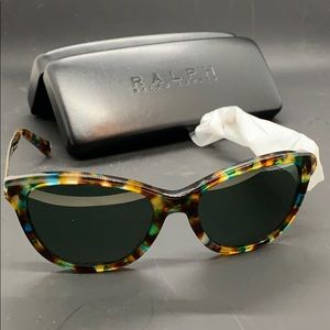 Ralph Lauren sun glasses NWT never worn mint